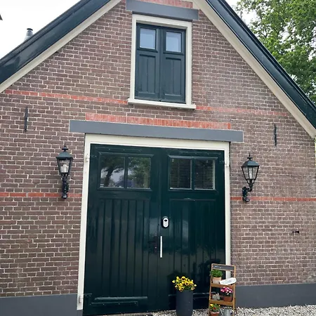 Vakantiehuis De Overkant *